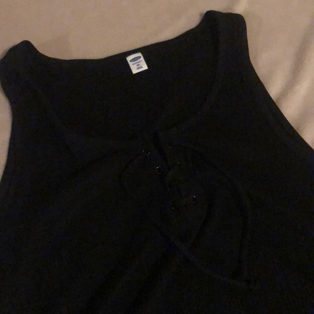NWOT Maternity Old Navy lace up tank, XXL